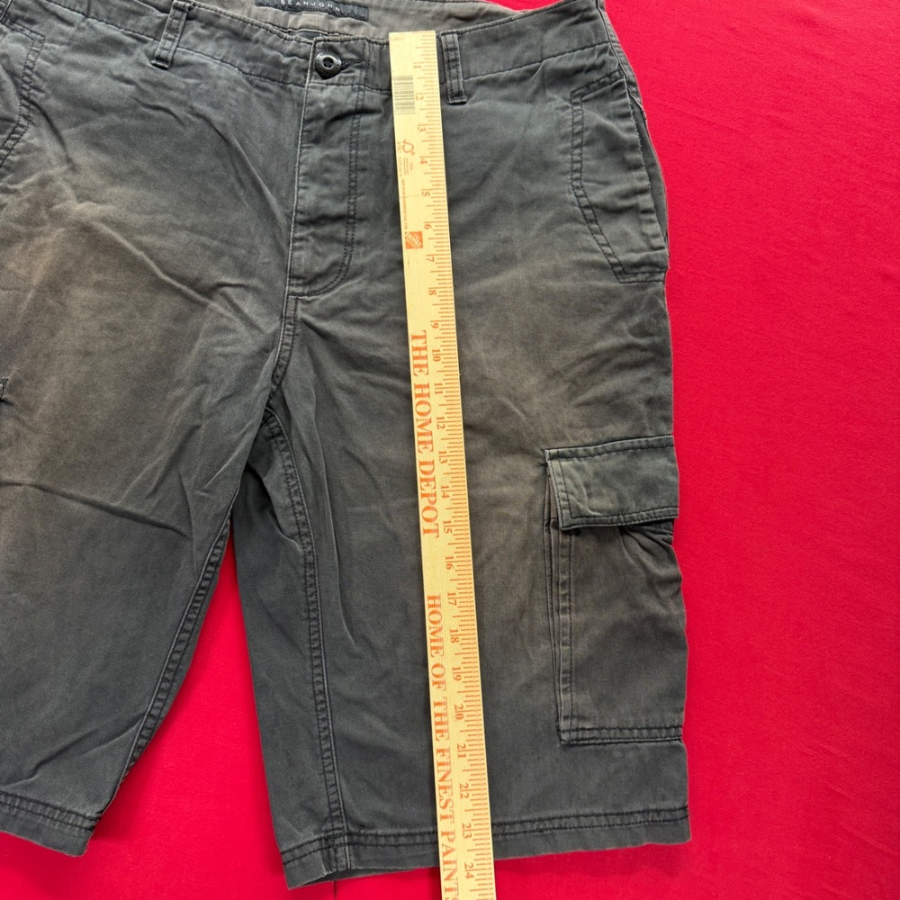 Sean John Mens Vintage Y2K Cargo Shorts Gray Faded Cotton Utility Size 34 - Picture 4 of 8